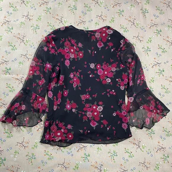 VTG Y2K Flare Bell Sleeve Top Silk Floral Black Whimsigoth Romantic Witchy Small - Picture 2 of 5